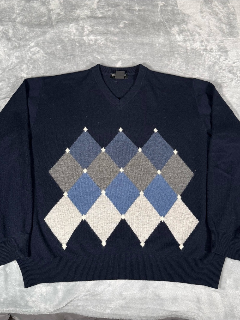 Hathaway Platinum Cashmere Sweater Mens XL V-Neck Argyle Lightweight Blue